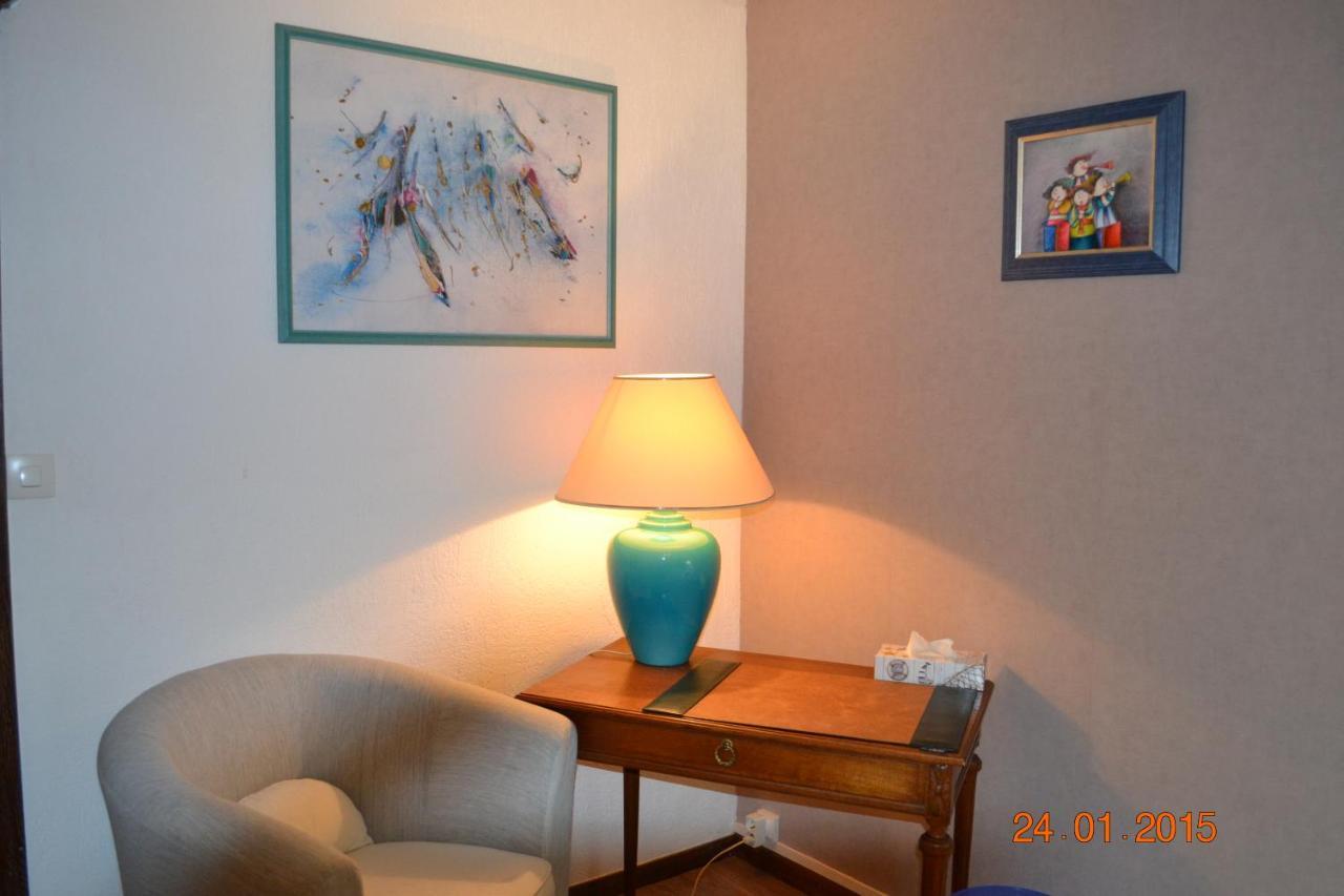 Bed And Breakfast "Le Moulin A Grains" Ménil-la-Horgne Buitenkant foto