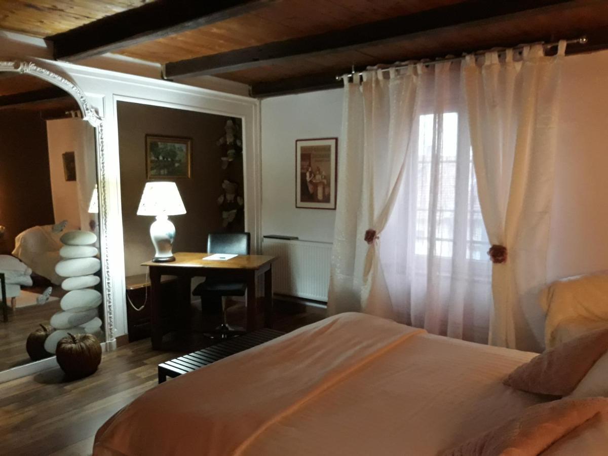 Bed And Breakfast "Le Moulin A Grains" Ménil-la-Horgne Buitenkant foto